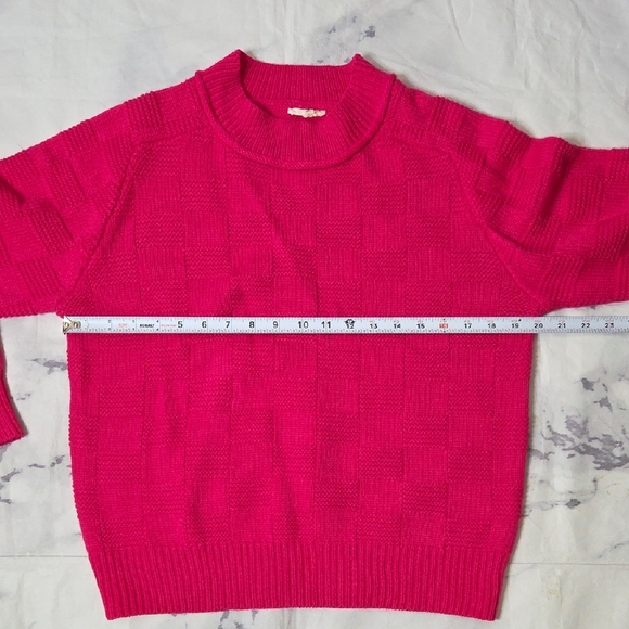 JODIFL Bold Pink Checkered Crew Neck Sweater - Picture 4 of 6